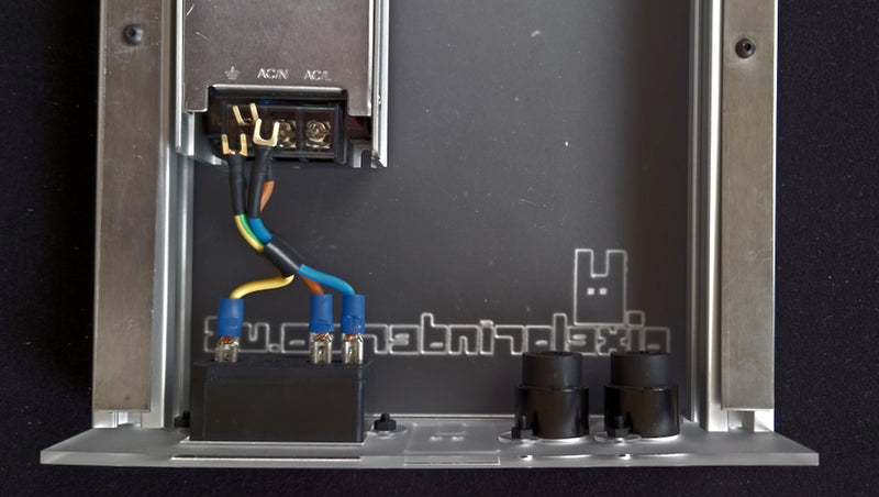 Internal alignment of base plate components