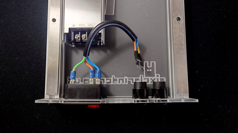 Internal alignment of base plate components 