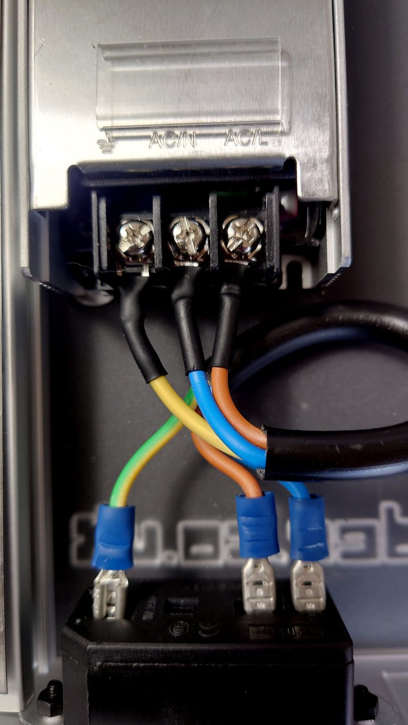 C13 to PSU connections with cover removed