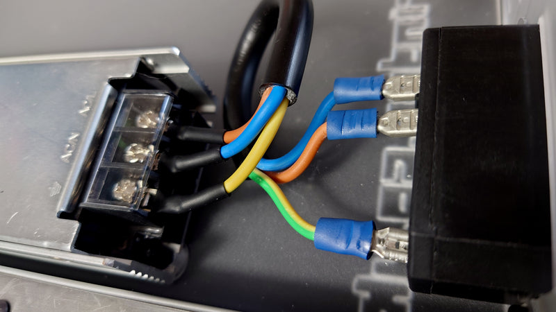 C13 to PSU connections with cover in place